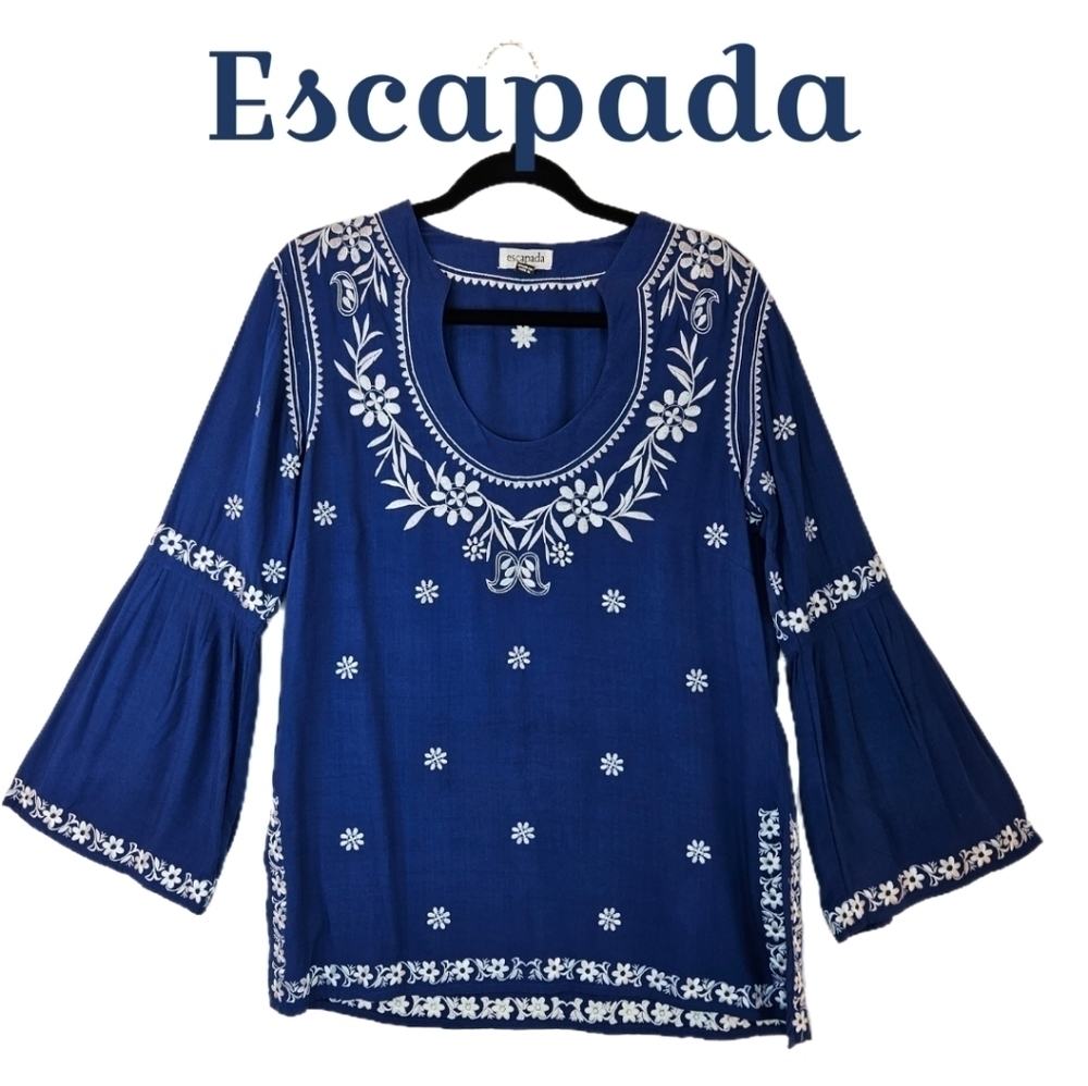 Escapada Womens Blue White Embroidered Top Sz S Summer Beachy boho bohemian